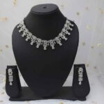 Runway Fashions | Stone studded necklace set